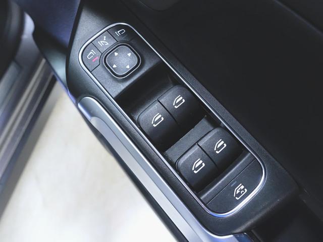 GLB GLB35 4マチック ナビゲーションパッケージ AMGアドバンスドパッケージ AMGパフォーマンスパッケージ 3列シート Bluetooth接続 ETC LEDヘッドライト TV アイドリングストップ クルーズコントロール(23枚目)