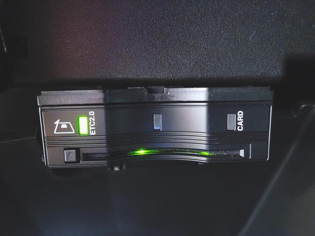 ＧＬＡクラス ＧＬＡ２００　ｄ　４マチック　ＡＭＧラインパッケージ　アドバンスドパッケージ　ＡＭＧライン　Ｂｌｕｅｔｏｏｔｈ接続　ＥＴＣ　ＬＥＤヘッドライト　ＴＶ　アイドリングストップ　クルーズコントロール　コネクテッド機能　サイドカメラ（10枚目）