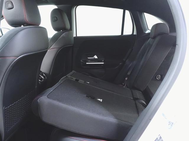 ＧＬＡクラス ＧＬＡ２００　ｄ　４マチック　ＡＭＧラインパッケージ　アドバンスドパッケージ　ＡＭＧライン　Ｂｌｕｅｔｏｏｔｈ接続　ＥＴＣ　ＬＥＤヘッドライト　ＴＶ　アイドリングストップ　クルーズコントロール　コネクテッド機能　サイドカメラ（30枚目）