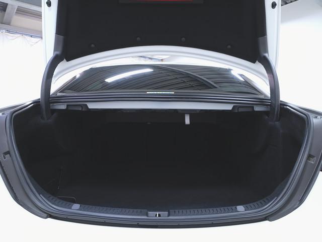 Ｅクラス Ｅ２００　スポーツ　ＡＭＧラインインテリアパッケージ　エクスクルーシブパッケージ　Ｂｌｕｅｔｏｏｔｈ接続　ＥＴＣ　ＬＥＤヘッドライト　ＴＶ　アイドリングストップ　クルーズコントロール　コネクテッド機能　サイドカメラ（27枚目）