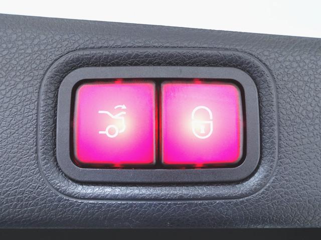 Ｅクラス Ｅ２００　スポーツ　ＡＭＧラインインテリアパッケージ　エクスクルーシブパッケージ　Ｂｌｕｅｔｏｏｔｈ接続　ＥＴＣ　ＬＥＤヘッドライト　ＴＶ　アイドリングストップ　クルーズコントロール　コネクテッド機能　サイドカメラ（28枚目）