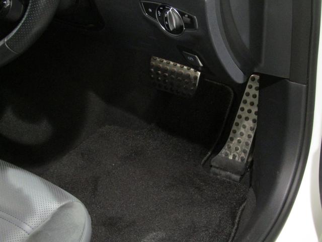 Eクラスステーションワゴン E53 4マチック+ ステーションワゴン エクスクルーシブパッケージ Bluetooth接続 ETC LEDヘッドライト TV コネクテッド機能 サイドカメラ サンルーフ・ガラスルーフ シートエアコン シートヒーター ナビ バックモニター(12枚目)