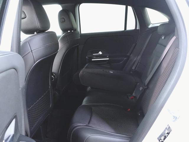 GLAクラス GLA200 d 4マチック ナビゲーションパッケージ Bluetooth接続 ETC LEDヘッドライト TV アイドリングストップ クルーズコントロール コネクテッド機能 サイドカメラ シートヒーター トランクスルー ナビ(33枚目)