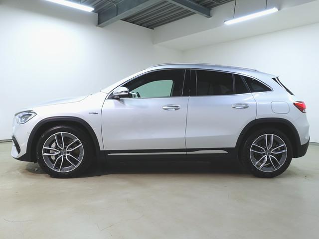 GLAクラス GLA35 4マチック Bluetooth接続 ETC LEDヘッドライト TV アイドリングストップ クルーズコントロール コネクテッド機能 サイドカメラ シートヒーター トランクスルー ナビ バックモニター パワーシート(4枚目)