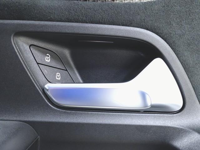 GLAクラス GLA35 4マチック Bluetooth接続 ETC LEDヘッドライト TV アイドリングストップ クルーズコントロール コネクテッド機能 サイドカメラ シートヒーター トランクスルー ナビ バックモニター パワーシート(22枚目)