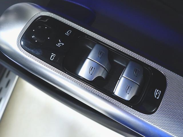 GLC GLC63 S E パフォーマンス AMGパフォーマンスパッケージ Bluetooth接続 ETC LEDヘッドライト TV アイドリングストップ クルーズコントロール コネクテッド機能 サイドカメラ サンルーフ・ガラスルーフ(20枚目)