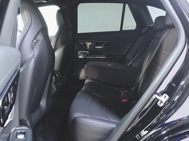 GLC GLC63 S E パフォーマンス AMGパフォーマンスパッケージ Bluetooth接続 ETC LEDヘッドライト TV アイドリングストップ クルーズコントロール コネクテッド機能 サイドカメラ サンルーフ・ガラスルーフ(32枚目)
