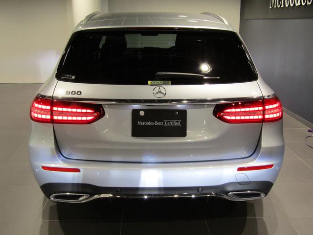 Ｅクラスステーションワゴン Ｅ３００　ステーションワゴン　スポーツ　エクスクルーシブパッ　ケージ（4枚目）