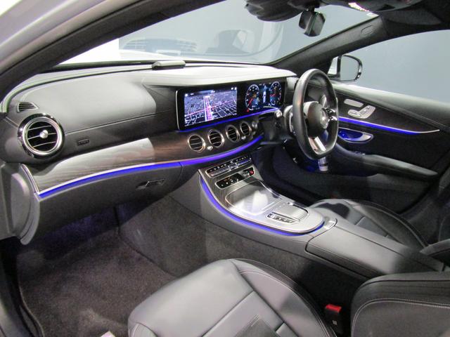 Ｅクラスステーションワゴン Ｅ３００　ステーションワゴン　スポーツ　エクスクルーシブパッ　ケージ（8枚目）