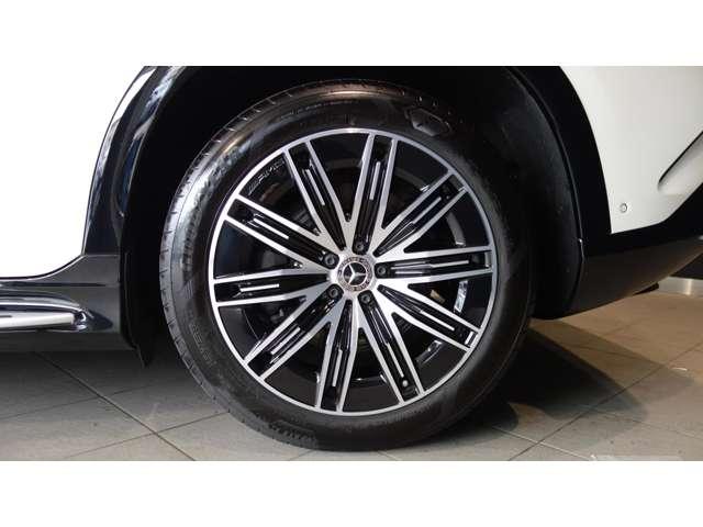 ＥＱＳ ＳＵＶ ＥＱＳ５８０　４マチック　ＳＵＶ　スポーツ　認定中古車　　４ＷＤ　ＭＰ２０２４０１　ショーファーＰ　デジタルインテリアＰ　全周囲カメラ　エアサスペンション　ＥＴＣ　ナビ　フルセグ　ミュージックプレイヤー接続可　後席モニター　電動シート（3枚目）