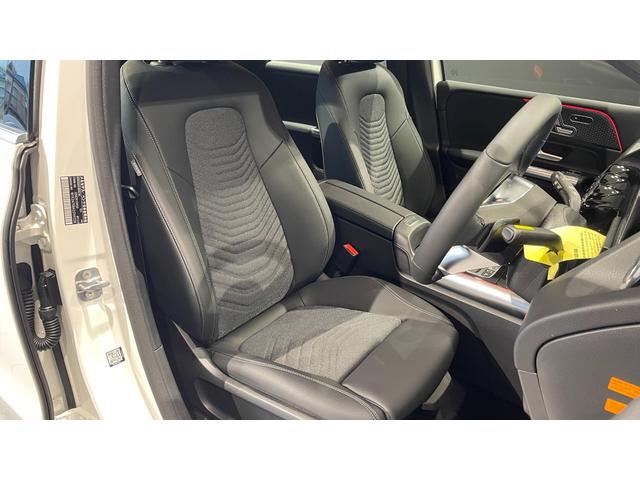 Ｂクラス Ｂ１８０　ＭＰ２０２５０２　未使用車・レーダーセーフティーＰ　ＰＴＳ　スマートキー　フルセグＴＶ　アルミホイール　ＬＥＤヘッドランプ　記録簿　電動シート　ヒーター　ナビＴＶ　パーキングアシスト　禁煙車　ＥＴＣ（8枚目）