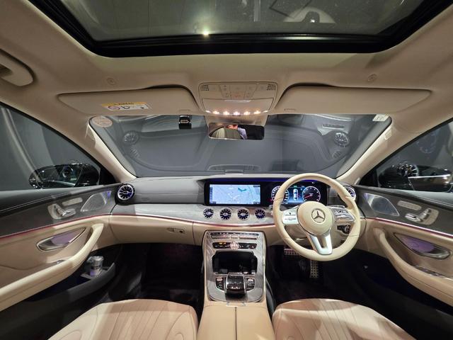ＣＬＳクラス ＣＬＳ４５０　４マチック　スポーツ　（ＩＳＧ搭載モデル）　４ＷＤ　スライディングルーフ　ＡＭＧライン　レザーエクスクルーシブパッケージ　サンＲ　１オナ　３６０°ビューカメラ　地デジＴＶ　ＬＥＤヘッドランプ　禁煙車　ナビＴＶ　エアサス（11枚目）