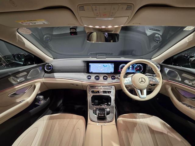 ＣＬＳクラス ＣＬＳ４５０　４マチック　スポーツ　（ＩＳＧ搭載モデル）　４ＷＤ　スライディングルーフ　ＡＭＧライン　レザーエクスクルーシブパッケージ　サンＲ　１オナ　３６０°ビューカメラ　地デジＴＶ　ＬＥＤヘッドランプ　禁煙車　ナビＴＶ　エアサス（12枚目）