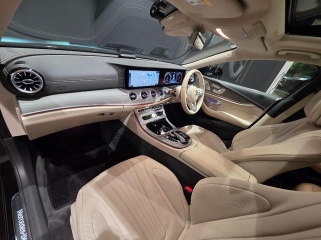 ＣＬＳクラス ＣＬＳ４５０　４マチック　スポーツ　（ＩＳＧ搭載モデル）　４ＷＤ　スライディングルーフ　ＡＭＧライン　レザーエクスクルーシブパッケージ　サンＲ　１オナ　３６０°ビューカメラ　地デジＴＶ　ＬＥＤヘッドランプ　禁煙車　ナビＴＶ　エアサス（15枚目）