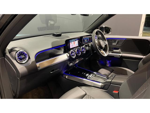 ＧＬＢ ＧＬＢ１８０　ＭＰ２０２５０２　レーダーセーフティ　レーダークルーズ　禁煙　ルーフレール　ミュージックプレイヤー接続可　ＬＥＤヘッドランプ　全周囲カメラ　スマートキー　アルミホイール　パワーシート　ＥＴＣ　デモカー（11枚目）