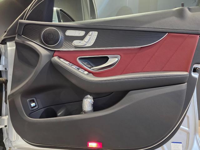 Ｃクラスステーションワゴン Ｃ２００　ステーションワゴン　スポーツ　本革仕様　レーダーセーフティ（12枚目）