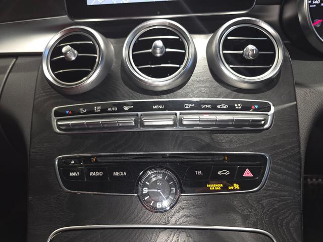 Ｃクラスステーションワゴン Ｃ２００　ステーションワゴン　スポーツ　本革仕様　レーダーセーフティ（14枚目）