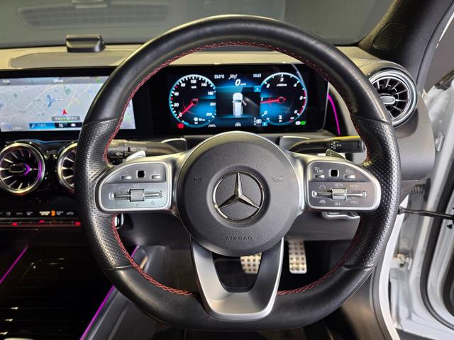 GLB GLB200d 4マチック ディーゼルターボ 4WD レザーエクスクルーシブパッケージ サンルーフ パークアシスト 全周囲モニター ETC車載器 パノラマサンルーフ 記録簿 LEDヘッド 地デジ 1オ-ナ- LKA ナビTV(16枚目)