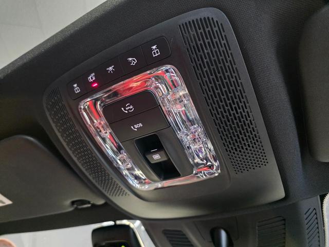 GLB GLB200d 4マチック ディーゼルターボ 4WD レザーエクスクルーシブパッケージ サンルーフ パークアシスト 全周囲モニター ETC車載器 パノラマサンルーフ 記録簿 LEDヘッド 地デジ 1オ-ナ- LKA ナビTV(23枚目)