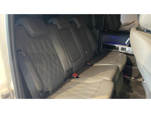 Gクラス G450d ローンチエディション (ISG搭載モデル (ISG搭載モデル) ディーゼルターボ 4WD スライディングルーフ(16枚目)