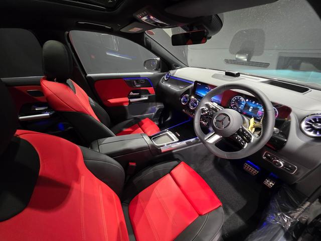 GLAクラス GLA200d 4マチック アーバンスターズ スターズ ディーゼルターボ 4WD MP202601 AMGライン レザーシート サンルーフ(8枚目)