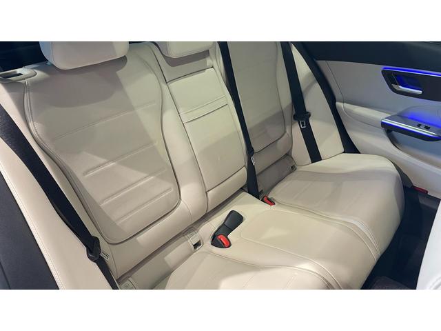 Ｃクラスオールテレイン Ｃ２２０ｄ　４マチック　オールテレイン　４ＷＤ　本革シート　パノラミックルーフ　黒革シート　ルーフレール　シートＨ　バックカメラ　フルセグテレビ　ナビＴＶ　電動パワーシート　クリアランスソナー　アルミホイール　ＡＣＣ　ＬＥＤ　３６０度カメラ（9枚目）