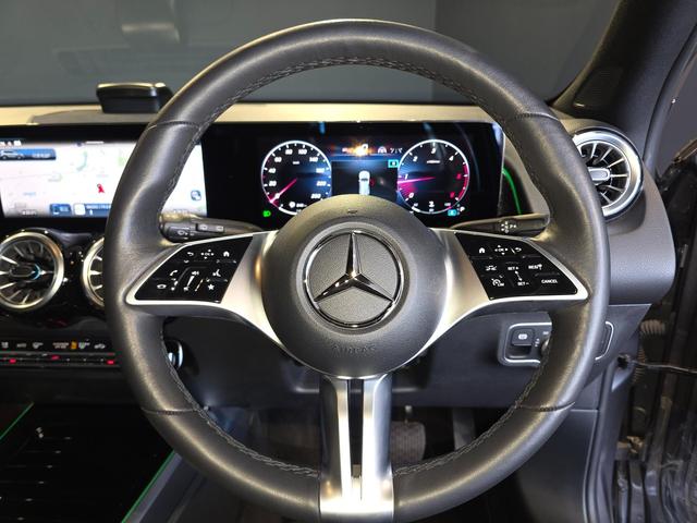 MERCEDES BENZ GLB GLB200D 4MATIC