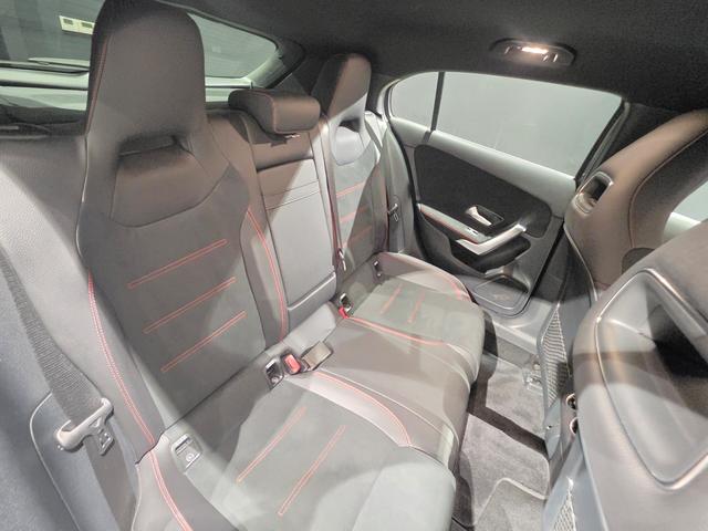 Aクラス A180 スタイル AMGライン レーダーセーフティパッケージ レーダーS LKA LEDヘッド オートエアコン ソナー ヒーター 盗難防止システム スマートキー 電動シート アルミホイール オートクルーズコントロール 記録簿 地デジ(10枚目)