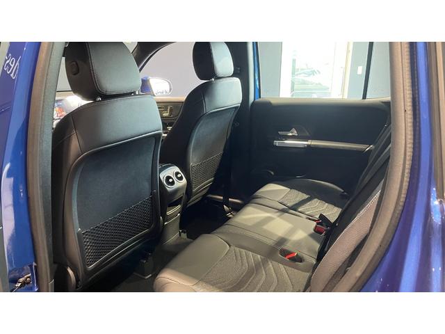 �E�B���J�[�����h�A�~���[���J�������̂́w�����Z�f�X�E�x���c�x�ł��B���Ԃ���̎��F�������܂�A���̂̉\����ጸ�����Ă��܂��B�X�ɁA�_�������̓h���C�o�[�̎��E�ɓ���Ȃ��悤�ɐ݌v����Ă��܂��B