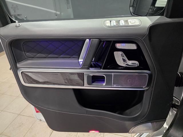 ���Ђ͓����s���ɐV�ԃV���[���[�����T�����A�F�蒆�ÎԃZ���^�[���Q�����A�L����ɃT�[�r�X�Z���^�[���P�����ƁA��ʌ�����s�ɔ��h���Z���^�[��W�J���Ă���܂��B