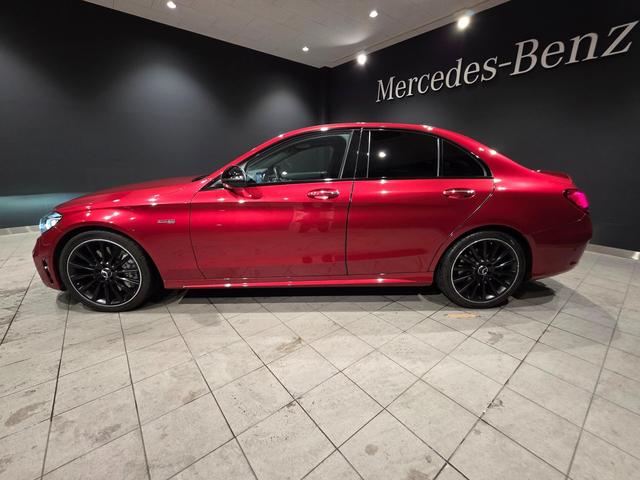 Ｃクラス Ｃ４３　４マチック　４ＷＤ　パノラマルーフ　ヒーター　アダプティブクルーズコントロール　パノラミックサンルーフ　地デジＴＶ　Ｃソナー　キーレスゴー　ナビＴＶ　ＬＥＤライト　記録簿　レーンキープアシスト　Ｐアシスト　ターボ（2枚目）