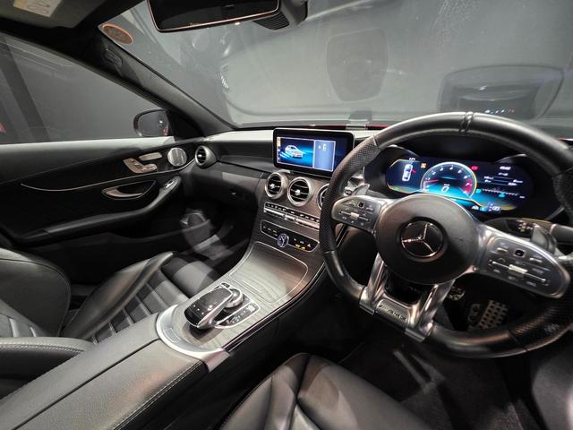 Ｃクラス Ｃ４３　４マチック　４ＷＤ　パノラマルーフ　ヒーター　アダプティブクルーズコントロール　パノラミックサンルーフ　地デジＴＶ　Ｃソナー　キーレスゴー　ナビＴＶ　ＬＥＤライト　記録簿　レーンキープアシスト　Ｐアシスト　ターボ（7枚目）