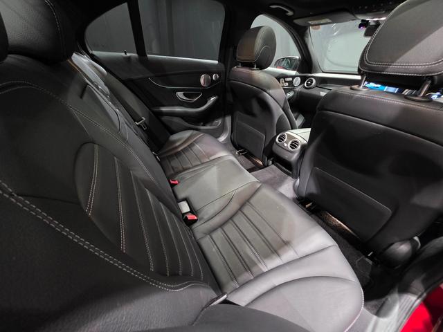 Ｃクラス Ｃ４３　４マチック　４ＷＤ　パノラマルーフ　ヒーター　アダプティブクルーズコントロール　パノラミックサンルーフ　地デジＴＶ　Ｃソナー　キーレスゴー　ナビＴＶ　ＬＥＤライト　記録簿　レーンキープアシスト　Ｐアシスト　ターボ（12枚目）