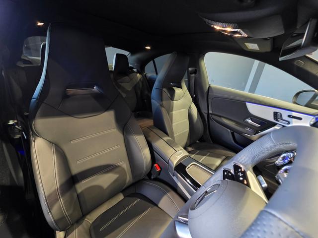 ＣＬＡクラス ＣＬＡ１８０　アーバンスターズ　ＭＰ２０２６０１　レザーシート　サンルーフ　パノラマルーフ（8枚目）