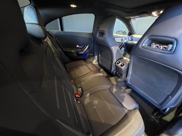 ＣＬＡクラス ＣＬＡ１８０　アーバンスターズ　ＭＰ２０２６０１　レザーシート　サンルーフ　パノラマルーフ（11枚目）