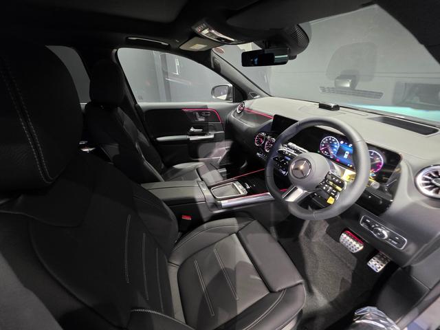 ＧＬＡクラス ＧＬＡ２００ｄ　４マチック　アーバンスターズ　４ＷＤ　ＭＰ２０２６０１　レザーＥＸＰ　アドバンスドＰ　ＡＭＧライン（8枚目）