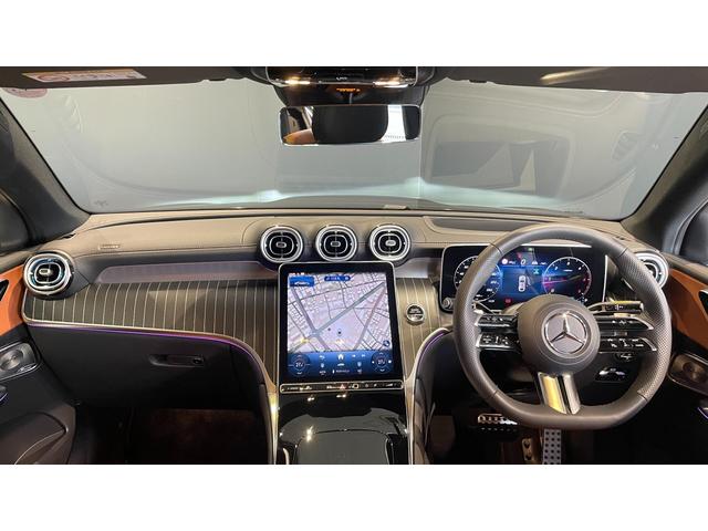 ＧＬＣ ＧＬＣ２２０ｄ４マチッククーペＡＭＧラインパッケージ　４ＷＤ　ＭＰ２０２５０２　レザーＥＸＰ　ドライバーズＰ　パノラマ　レザー　禁煙車　ワンオーナー　全周囲カメラ　フルセグ　エアサスペンション　記録簿　シートヒーター　オートマチックハイビーム　ＥＴＣ（18枚目）