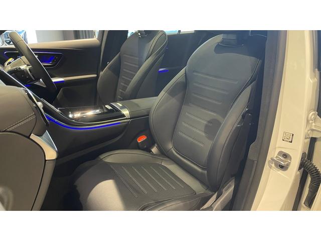 GLC GLC220d4マチッククーペAMGラインパッケージ 4WD MP202601 レザーEXP ドライバーズP パノラマ レザー 全周囲カメラ フルセグ エアサスペンション 記録簿 シートヒーター オートマチックハイビーム ETC 電動シート サンルーフ(15枚目)