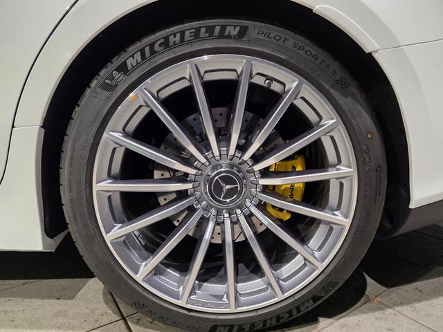 GT 4ドアクーペ 43 4マチック+ ライドコントロール+パッケージ AMG ライドコントロール プラスパッケージ 4WD MP202402 AMGダイナミックパッケージ エアバランスパッケージ パーキングパッケージ サンルーフ レザーシート PTS 全周カメラ 地デジ(5枚目)