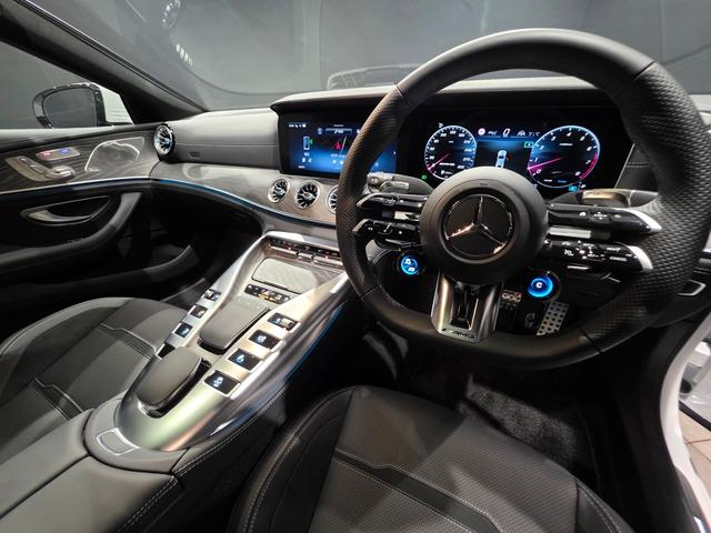GT 4ドアクーペ 43 4マチック+ ライドコントロール+パッケージ AMG ライドコントロール プラスパッケージ 4WD MP202402 AMGダイナミックパッケージ エアバランスパッケージ パーキングパッケージ サンルーフ レザーシート PTS 全周カメラ 地デジ(6枚目)