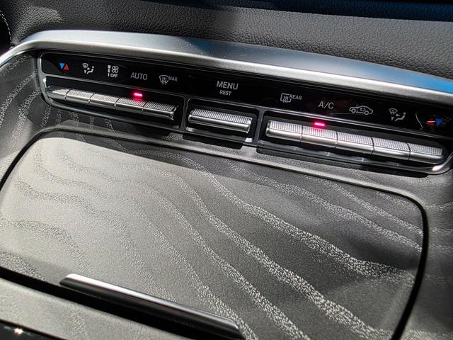 GT 4ドアクーペ 43 4マチック+ ライドコントロール+パッケージ AMG ライドコントロール プラスパッケージ 4WD MP202402 AMGダイナミックパッケージ エアバランスパッケージ パーキングパッケージ サンルーフ レザーシート PTS 全周カメラ 地デジ(18枚目)