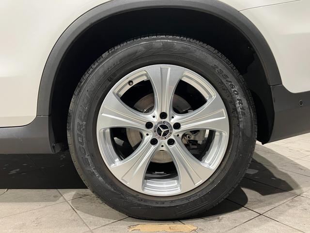 ＧＬＣ ＧＬＣ２００　レーダーセーフティＰ　スマートキー　フルセグＴＶ　ＬＥＤ　アイドリングストップ　ＥＴＣ　サイドカメラ　ＤＶＤ再生　アダクティブクルーズコントロール　アラウンドビュー　アルミホイール　コーナーセンサー（3枚目）