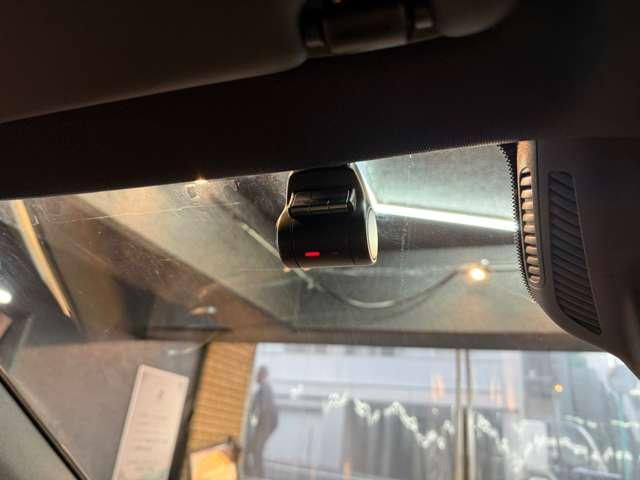 Ｂクラス Ｂ１８０　ＡＭＧライン　ワンオーナー　ハーフレザー　自動追従　衝突軽減　ドライブレコーダー　Ｃａｒｐｌａｙ　電動シート　ＴＶフルセグ　シートヒーター　バックカメラ　エアロ　パークアシスト（7枚目）