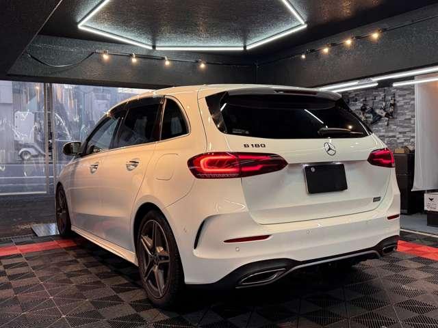 Ｂクラス Ｂ１８０　ＡＭＧライン　ワンオーナー　ハーフレザー　自動追従　衝突軽減　ドライブレコーダー　Ｃａｒｐｌａｙ　電動シート　ＴＶフルセグ　シートヒーター　バックカメラ　エアロ　パークアシスト（10枚目）