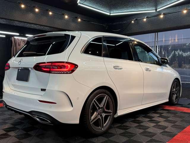 Ｂクラス Ｂ１８０　ＡＭＧライン　ワンオーナー　ハーフレザー　自動追従　衝突軽減　ドライブレコーダー　Ｃａｒｐｌａｙ　電動シート　ＴＶフルセグ　シートヒーター　バックカメラ　エアロ　パークアシスト（11枚目）