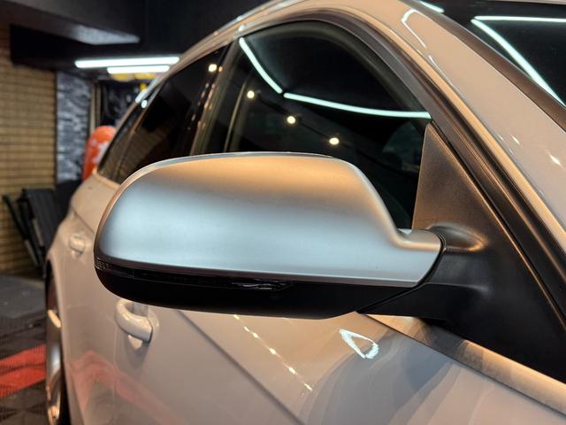 ＲＳ４アバント ４．２　４ＷＤ　スズカグレーＭ　衝突軽減　自動追従　パノラマスライディングルーフ　純正可変マフラー（14枚目）