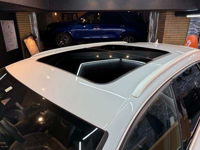 ＲＳ４アバント ４．２　４ＷＤ　スズカグレーＭ　衝突軽減　自動追従　パノラマスライディングルーフ　純正可変マフラー（28枚目）