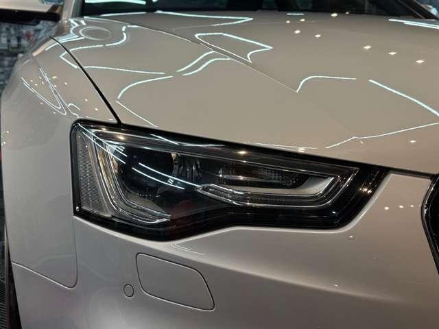 ＲＳ５ ベースグレード　４．２　４ＷＤ　スズカグレー　社外可変バルブマフラー　ＶＯＳＳＥＮ２０インチアルミ　リアディフューザー　リアスポイラー　車高調　強化イグニッションコイル　Ｖ８　４．２Ｌ　４５０ＨＰ（12枚目）