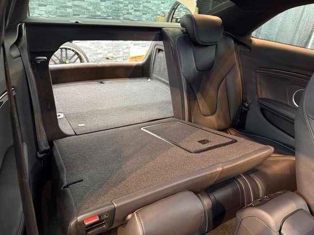 ＲＳ５ ベースグレード　４．２　４ＷＤ　スズカグレー　社外可変バルブマフラー　ＶＯＳＳＥＮ２０インチアルミ　リアディフューザー　リアスポイラー　車高調　強化イグニッションコイル　Ｖ８　４．２Ｌ　４５０ＨＰ（41枚目）