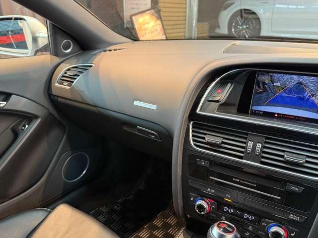 ＲＳ５ ベースグレード　４．２　４ＷＤ　スズカグレー　社外可変バルブマフラー　ＶＯＳＳＥＮ２０インチアルミ　リアディフューザー　リアスポイラー　車高調　強化イグニッションコイル　Ｖ８　４．２Ｌ　４５０ＨＰ（52枚目）